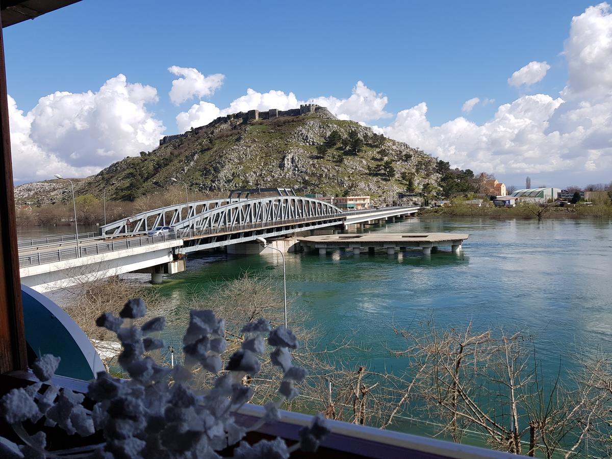 Hotel Vataksi Shkoder Exterior photo